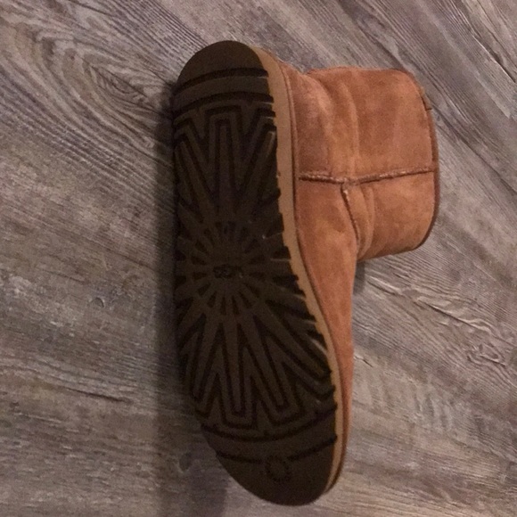 Ugg’s - Picture 5 of 6